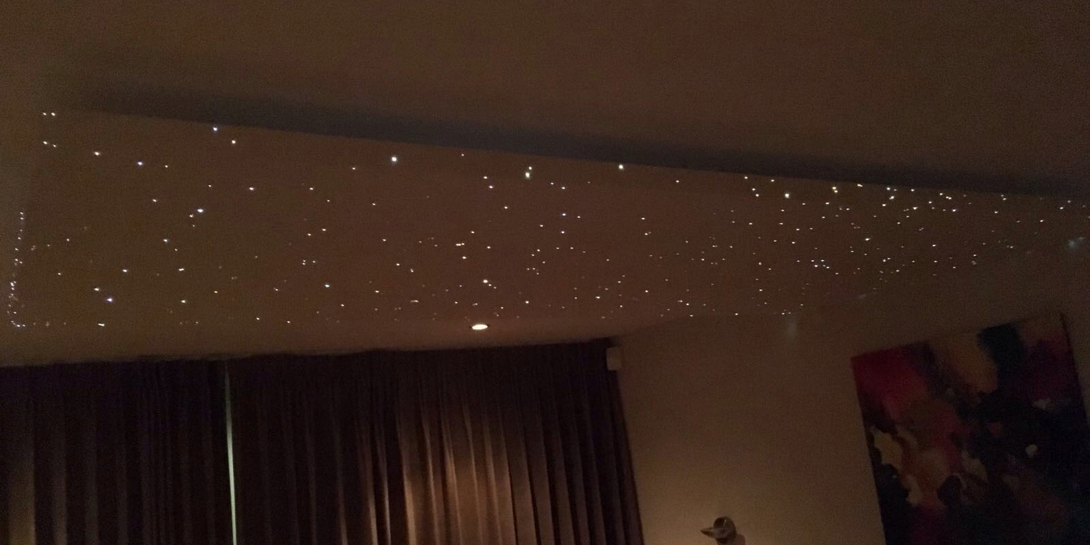sterrenhemel plafond verlichting slaapkamer zwevend akoestisch eurocoustic rockfon verlaagd romantisch MyCosmos