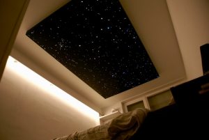 Sternenhimmel Decke led schlafzimmer beleuchtung glasfaser mycosmos kaufen fur mit licht lampe sternschnuppe sauna luxus