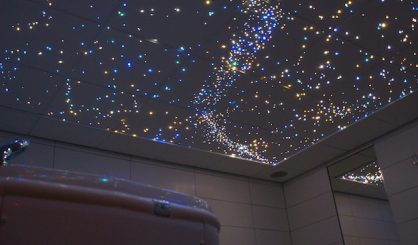 Badezimmer-led-Sternenhimmel-Decke-led-kaufen-fazern-optisch-Milchstraße-luxus-fur-mit-licht-lampe-sternschnuppe-sauna-Galaxis
