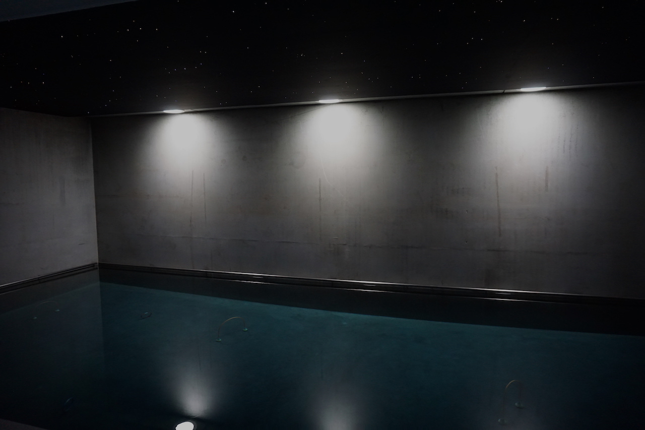 plafond étoilé piscine ciel etoile fibre optic led salle de bain sauna spa chambre mycosmos voies lactées etoiler etoiles filantes voie lactee photos image